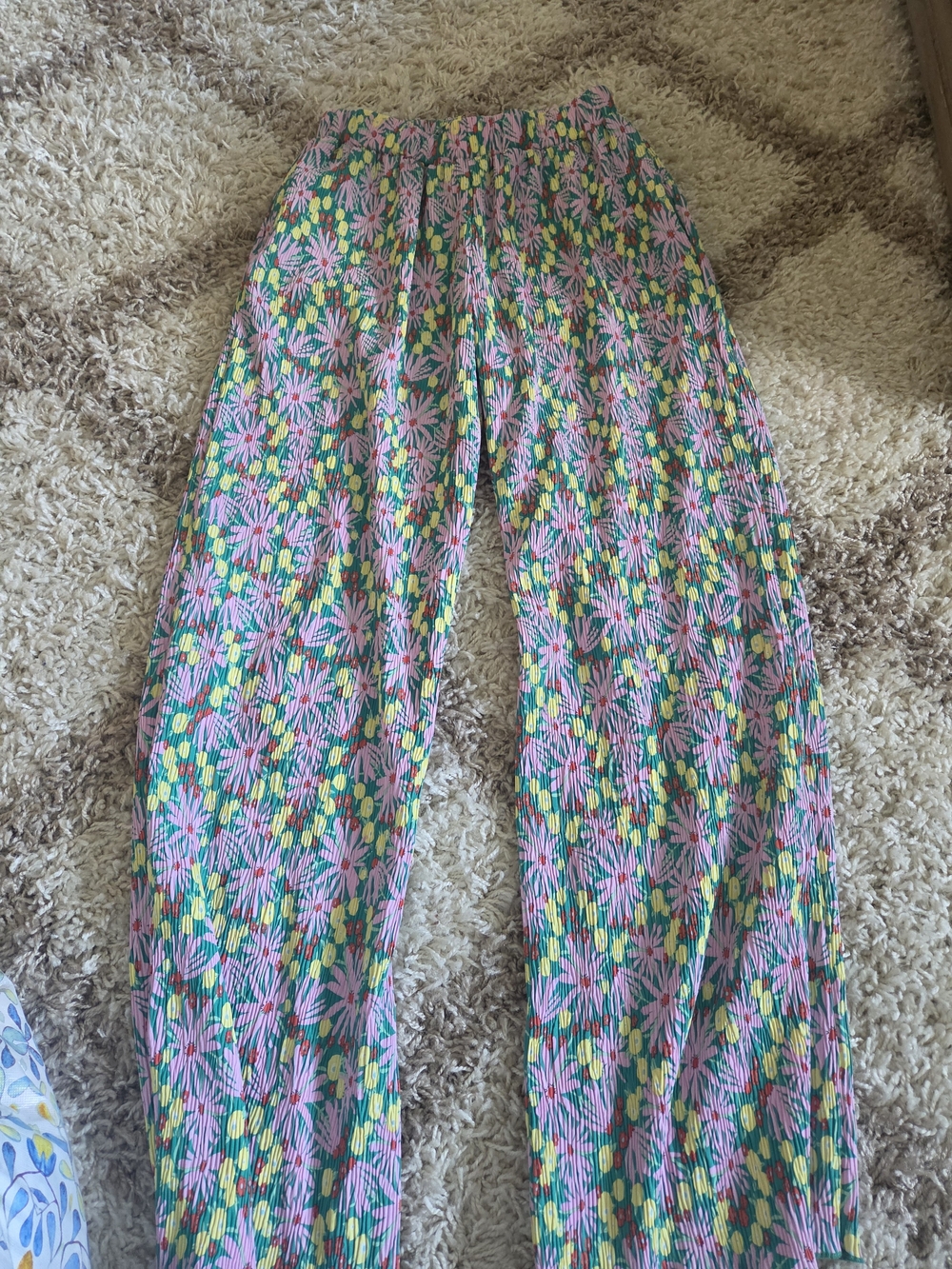 Wide-Leg Floral Pants in Pink & Green